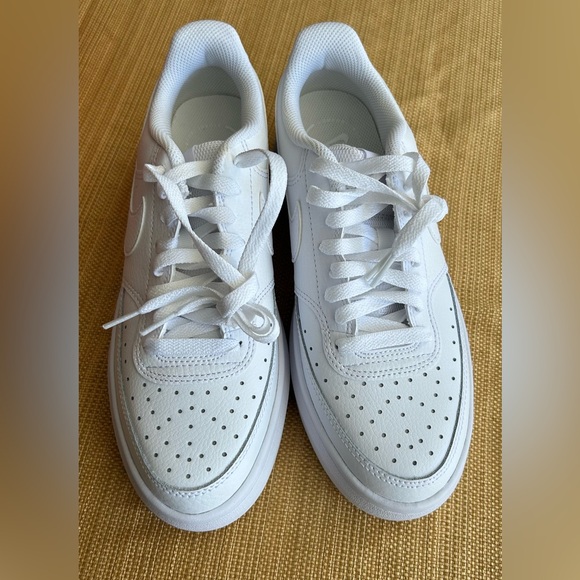 NWT Women’s Nike Court Vision Alta - Picture 2 of 5